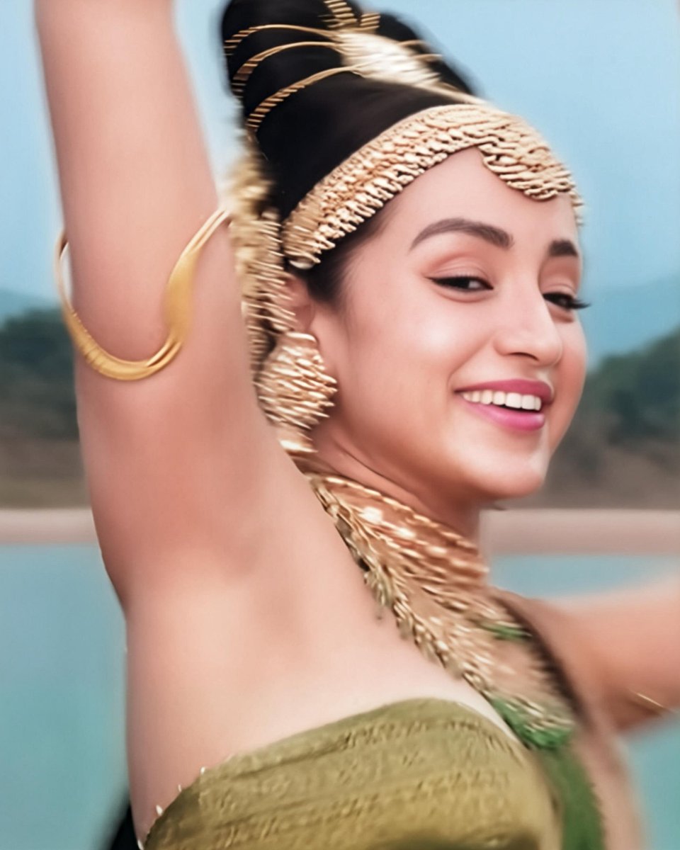 _ImJishnu's tweet image. Guess the actress within 1 second