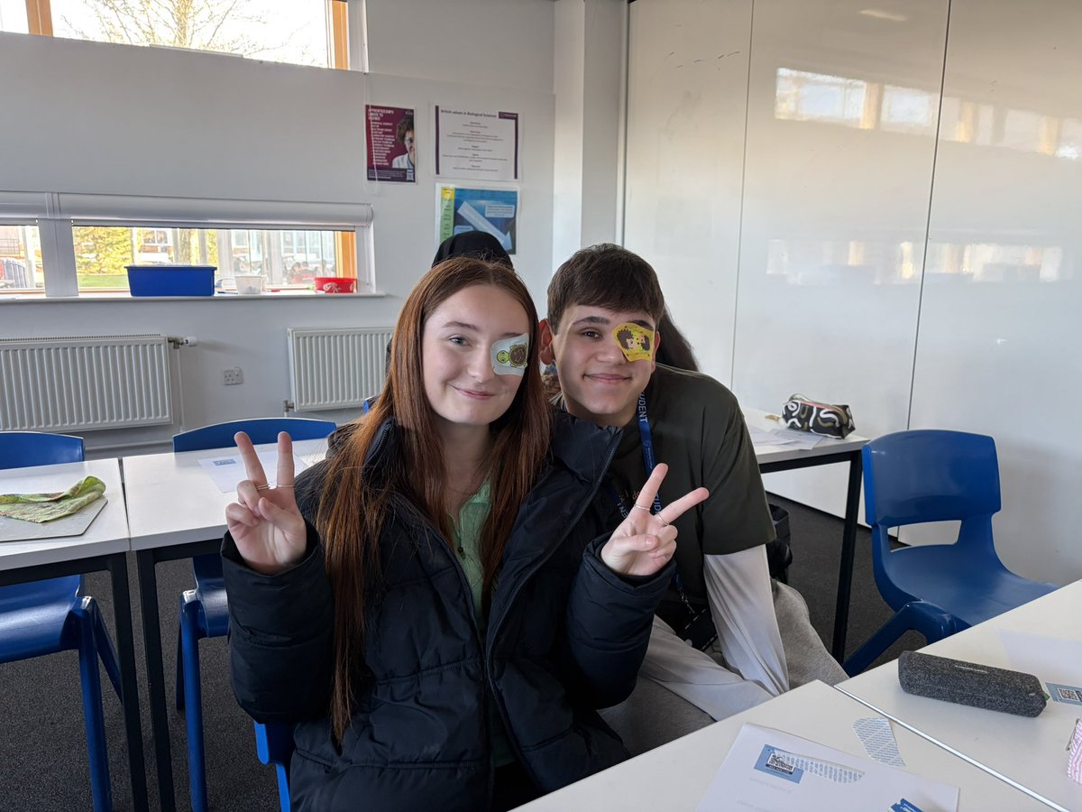 WWLOrthoptics's tweet photo. Enjoying some time today at a local college today inspiring the next generation of Orthoptists  @BIOS_Orthoptics #careersweek https://t.co/0ZQtMCP36L
