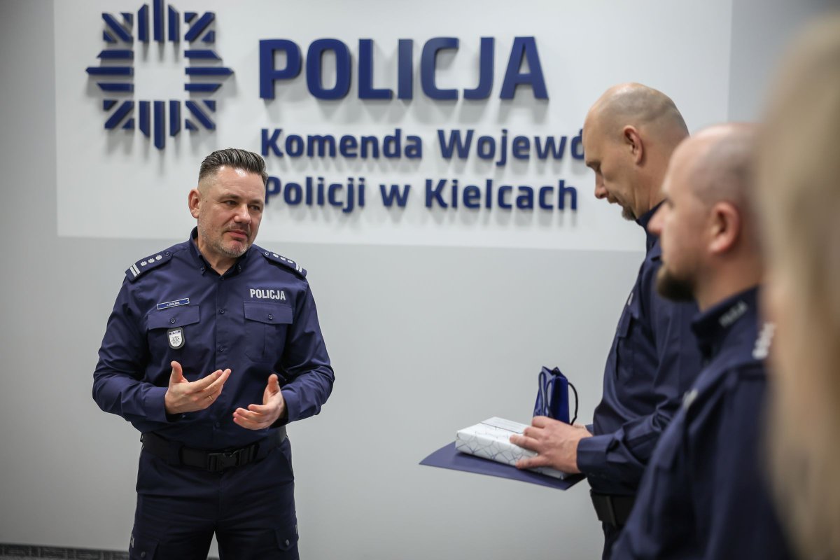 ŚwiętokrzyskaPolicja tweet media