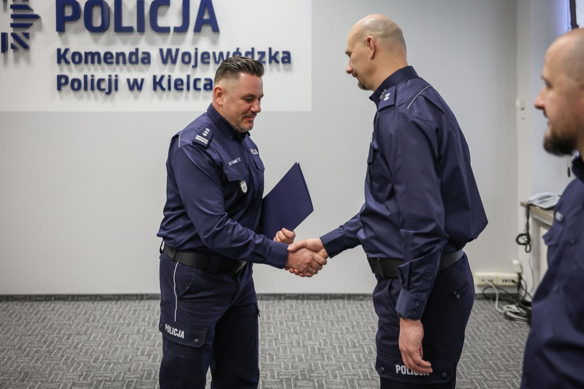 ŚwiętokrzyskaPolicja tweet media