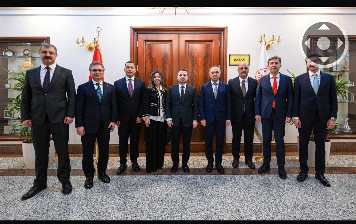 RaAkin07's tweet photo. Yeni Adalet Bakanımız sn. Akın Gürlek başta olmak üzere yeni Genel Sekreterimize ve yardımcılarına  başarılar diliyor, Sn Adalet Bakanımıza nazik kabulleri için teşekkür ediyorum. 
Adaletin daha etkin ve daha güçlü  şekilde tecelli etmesi temennisiyle saygılarımı sununuyorum. https://t.co/oF0oMl3MJ9