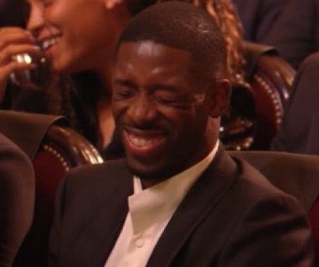 "Make sure you win the league oooo"

Or what? Your club is gonna win it?