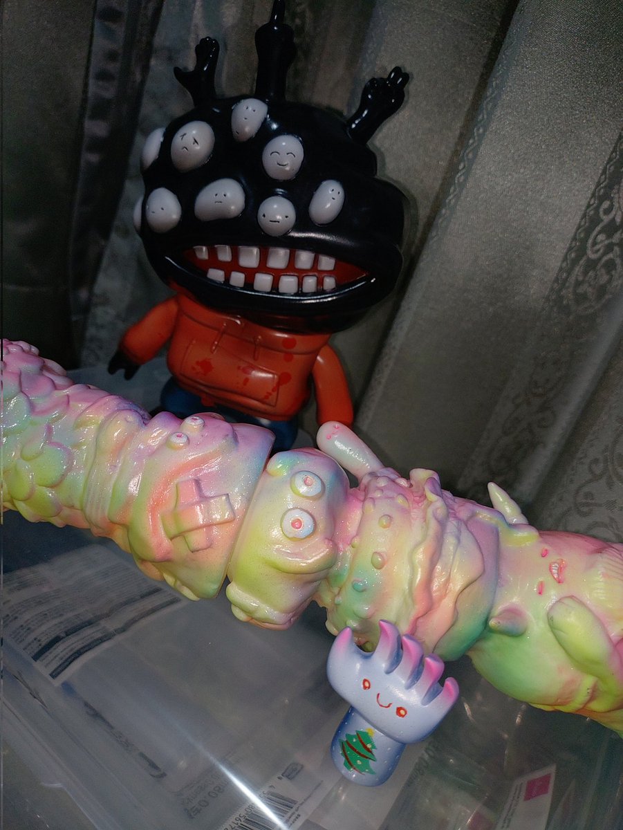 一番最初に参戦したイベが卍 そこで一番最初に作家さんから購入させて