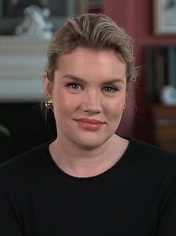 Emerald Fennell Updates tweet media