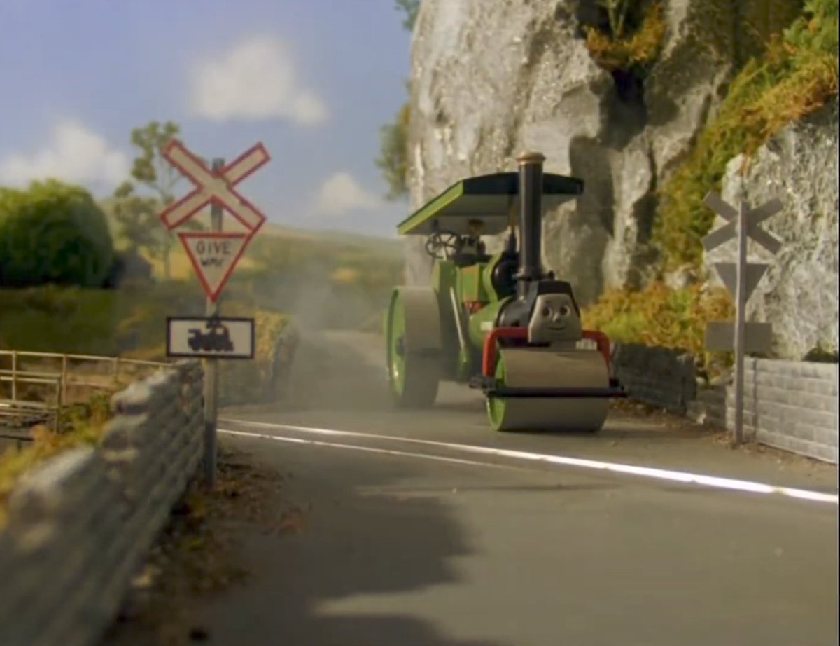 moha_1035's tweet image. これを見るとやっぱりバルジーの事故の年が1950年代でスチームローラーが1960年代になってるとわかる？
#きかんしゃトーマス
＃交通標識
#TrafficSign