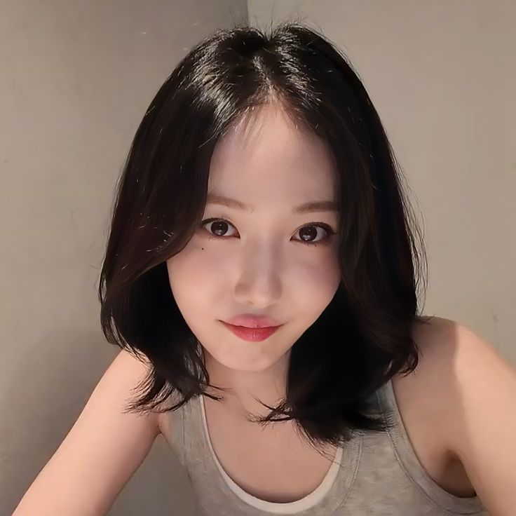 anoreeim's tweet photo. Happy 17 monthversarry sayang ku, jangan bosen sama aku yang kurang jamet ini ya ☺️ jangan ngambekan terus biar ga cepet tua, olah raga kamu biar sehat, masa aku wamil kamu makan gorengan terus sih, tapi tetep i love you @huanqsinb 🤍 selamat berbuka ya sayang 🥰 https://t.co/xQY4DHvQgh