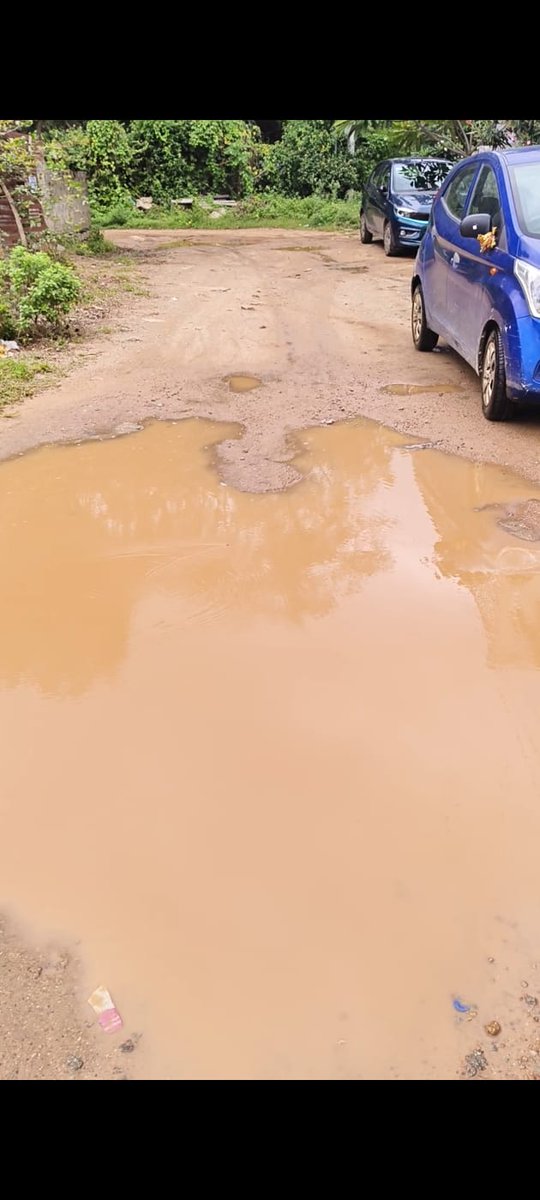 Abhishe74028362's tweet photo. @GHMCOnline 
@CommissionrGHMC @DCRajendraNgr19
Road inaugurated 14th June &amp; despite time elapsed, no action has been taken by any authority. V have already approached GHMC, but unfortunately, there is  no response .Area -Bandlaguda Jagir Infocity Greenwoods, Opp.Kalyani  dead end https://t.co/m25lqS8RNf