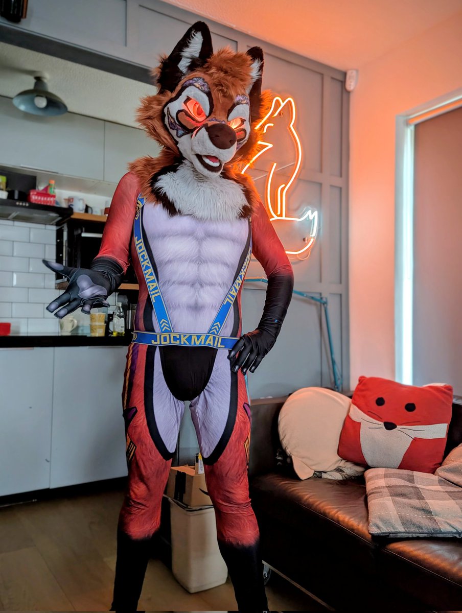 🏳️🌈 Bigredfolf AD 🔞 tweet media