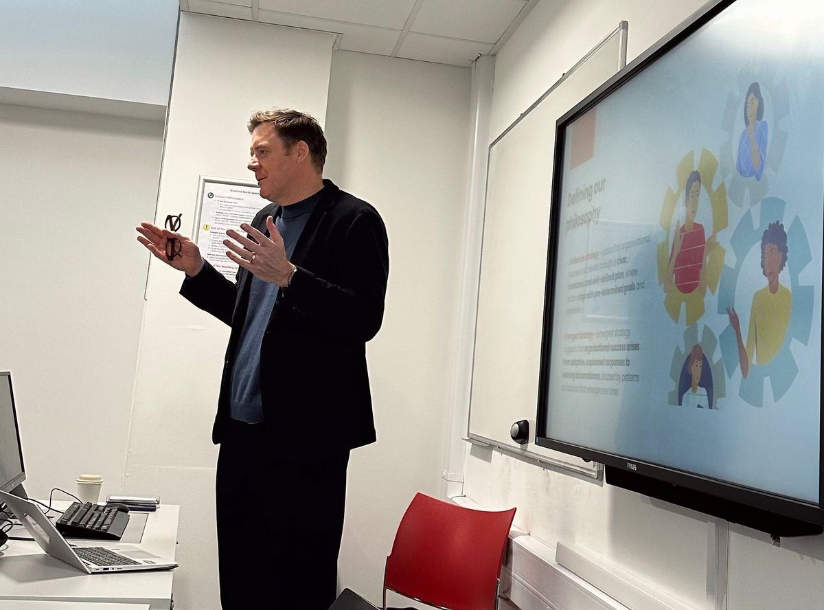 Darren Cormack tweet media