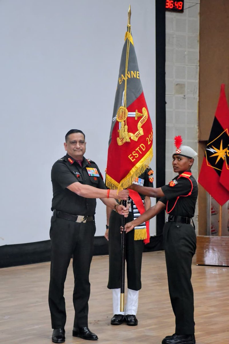 artrac_ia's tweet photo. Commandant’s Award Ceremony :Recognising Excellence, Inspiring Greatness
In a distinguished ceremony at #OTAGaya,on 03 Mar 26 the Commandant honoured #OfficerCadets of the Passing Out Courses for exemplary achievements in Physical Fitness, Sports, Academics, Weapon Training and Equitation. Gurez Company acclaimed the Champion Company of Winter Term, epitomizing exceptional discipline, unwavering dedication and comprehensive excellence.
Instagram- https://t.co/HCRmZrVwt7
Favebook- https://t.co/SxBlUZ9HN5
#OTAGaya
#ARTRAC.
#IndianArmy
@adgpi