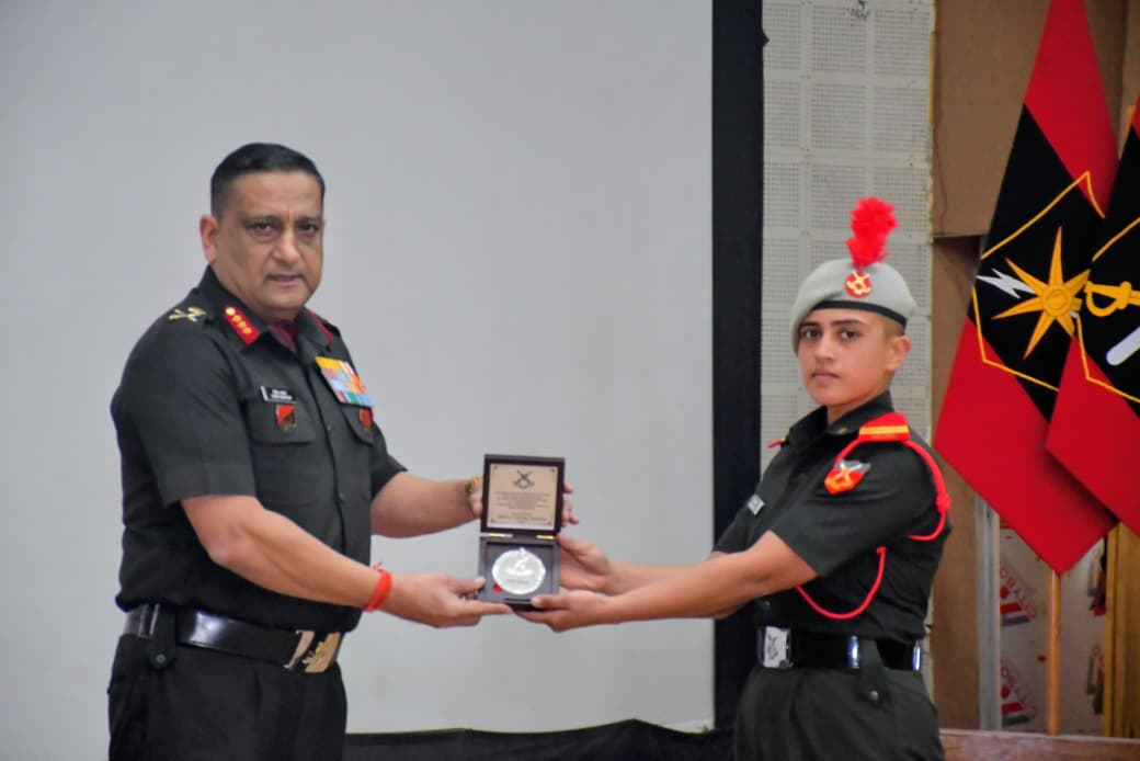 artrac_ia's tweet photo. Commandant’s Award Ceremony :Recognising Excellence, Inspiring Greatness
In a distinguished ceremony at #OTAGaya,on 03 Mar 26 the Commandant honoured #OfficerCadets of the Passing Out Courses for exemplary achievements in Physical Fitness, Sports, Academics, Weapon Training and Equitation. Gurez Company acclaimed the Champion Company of Winter Term, epitomizing exceptional discipline, unwavering dedication and comprehensive excellence.
Instagram- https://t.co/HCRmZrVwt7
Favebook- https://t.co/SxBlUZ9HN5
#OTAGaya
#ARTRAC.
#IndianArmy
@adgpi