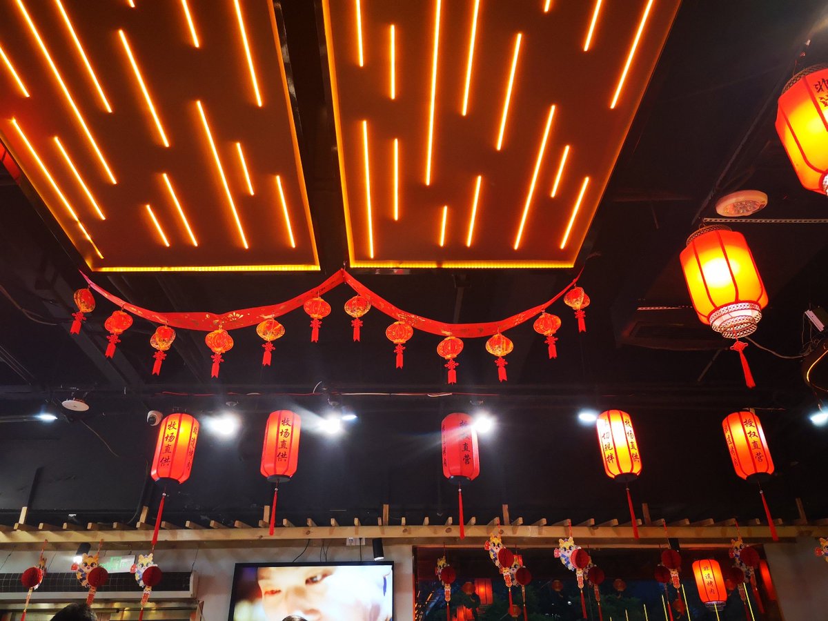 Buffett 📈 Trading Advisor tweet media