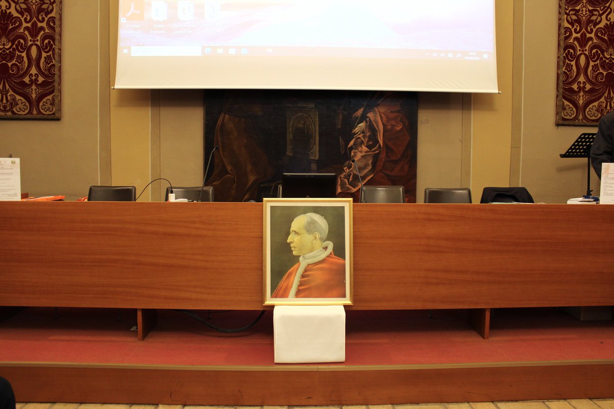Papa Pio XII tweet media