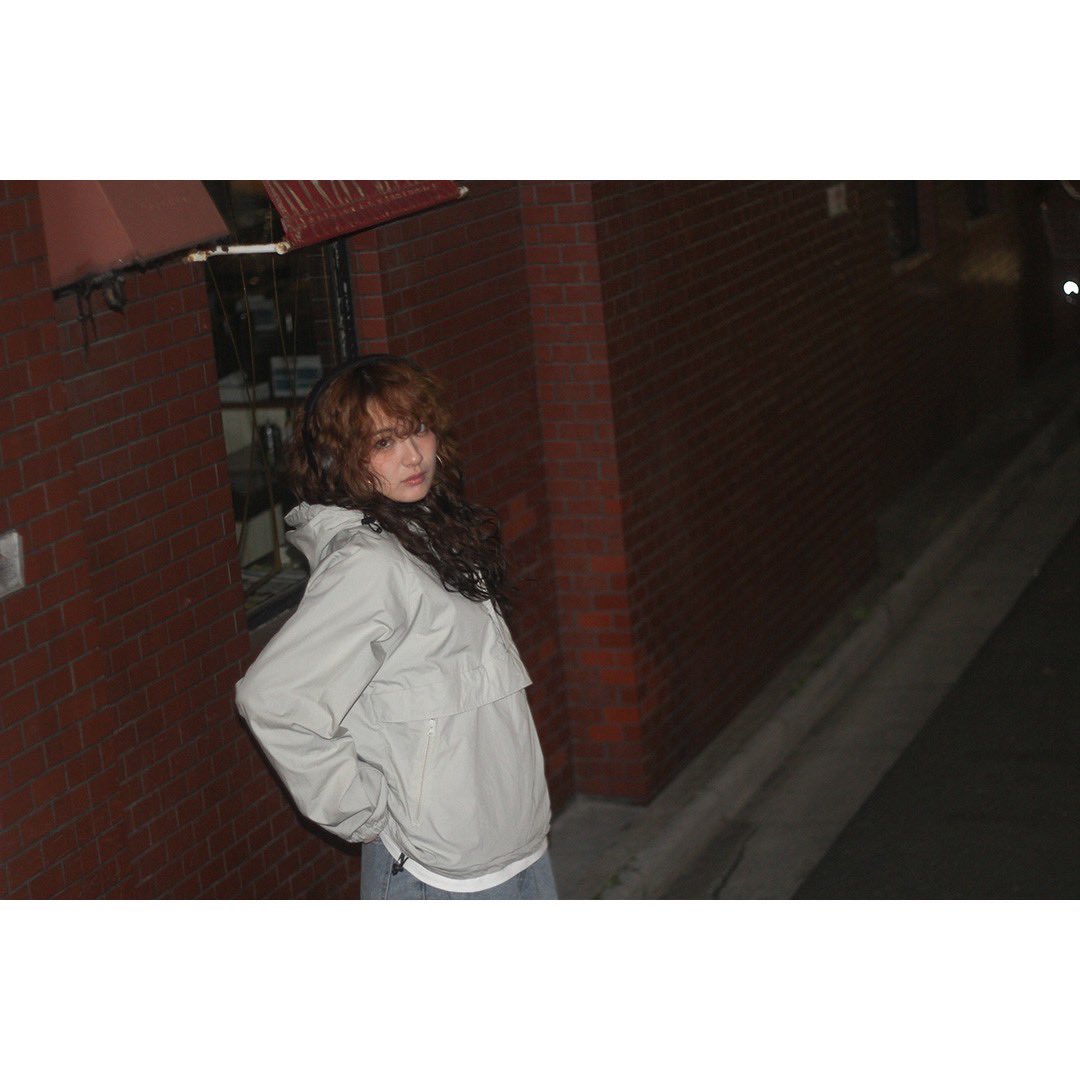 charider_info's tweet photo. モデルには親交の深い鈴木瑛美子を起用。

オンラインストアの商品ページにて他のモデルカットもご覧いただけます。 https://t.co/Wgk9wHT8HP