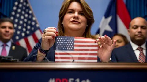 RobbyCortes's tweet photo. 🛫La gobernadora @Jenniffer viaja nuevamente a Washington D.C, esta vez para liderar una delegación de 300 personas en la "Cumbre de Igualdad y Estadidad", que comienza hoy y se extenderá hasta el jueves, buscando impulsar la estadidad para #PuertoRico. Regresa a PR el viernes.✈️ https://t.co/cXbIMENqws