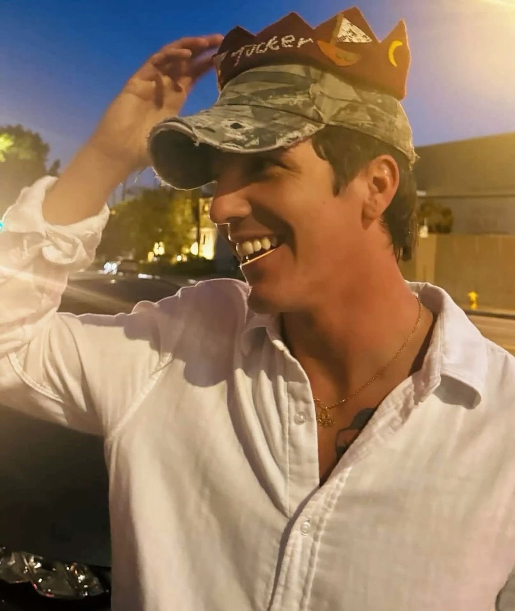 On a date with this guy does anybody recognise him