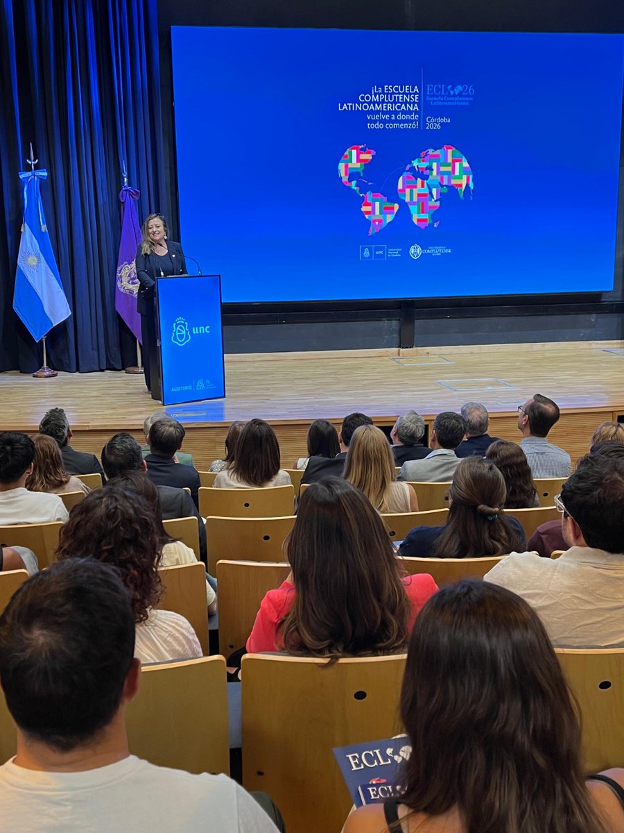 fundacionucm's tweet photo. La Escuela Complutense Latinoamericana celebra su 20º aniversario en Córdoba, donde nació en 2006.

277 estudiantes de 12 nacionalidades participan en la edición 2026, consolidando un modelo de cooperación académica entre España y América Latina.
“El conocimiento o es compartido o no es”.
🔗 https://t.co/T9Se9LcN4W
📺 https://t.co/fGwfXeLWSm
#ECL_Córdoba #UCM #UNC #EducaciónSuperior