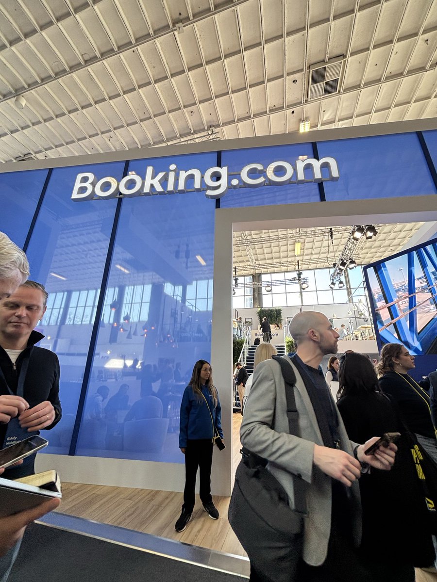 SeatMaps tweet media