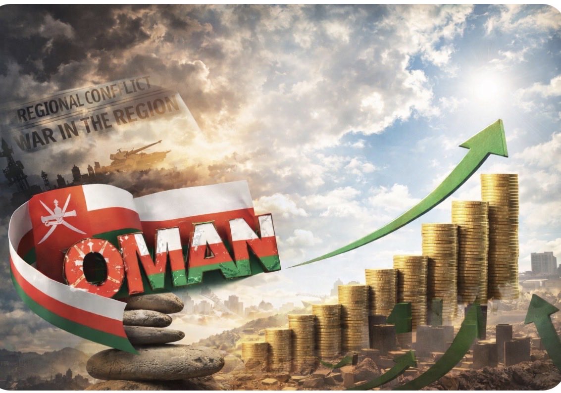*عُمان أمام فرصة تاريخية لتكون مركز التجارة الأول في المنطقة* 🔻

في عالم الاقتصاد لا تنتظر الدول الفرص… بل تلتقطها في اللحظة المناسبة.

واليوم تقف سلطنة عُمان أمام فرصة استراتيجية نادرة قد لا تتكرر، *فرصة يمكن أن تعيد رسم خريطة التجارة والشحن في المنطقة، إذا ما تم التعامل معها