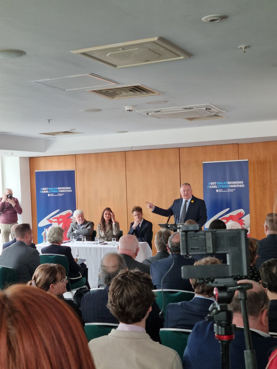 WelshConserv's tweet photo. The Welsh Conservatives have  launched their Manifesto. 

@DarrenMillarMS unveils our credible costed plan to cut taxes, cut waste and #GetWalesWorking https://t.co/0G06ezvzrI