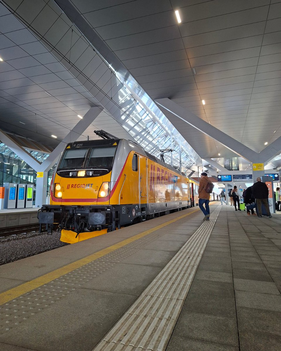 RegioJet tweet media