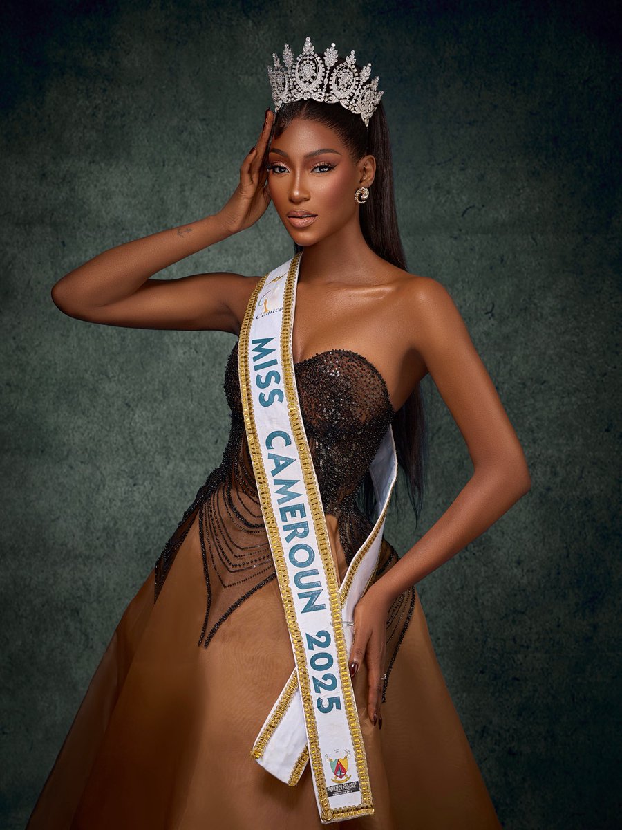 MissCamerounOff's tweet photo. Que la paix règne dans nos cœurs et que le génie camerounais continue de briller au Cameroun et sur la scene internationale.

Je vous remercie.
Moutongo Black Audrey 
Miss Cameroun 2025 https://t.co/C7FcaZ5Hfo