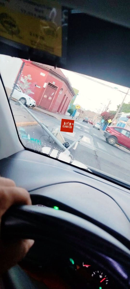 CLAVE 33 tweet media