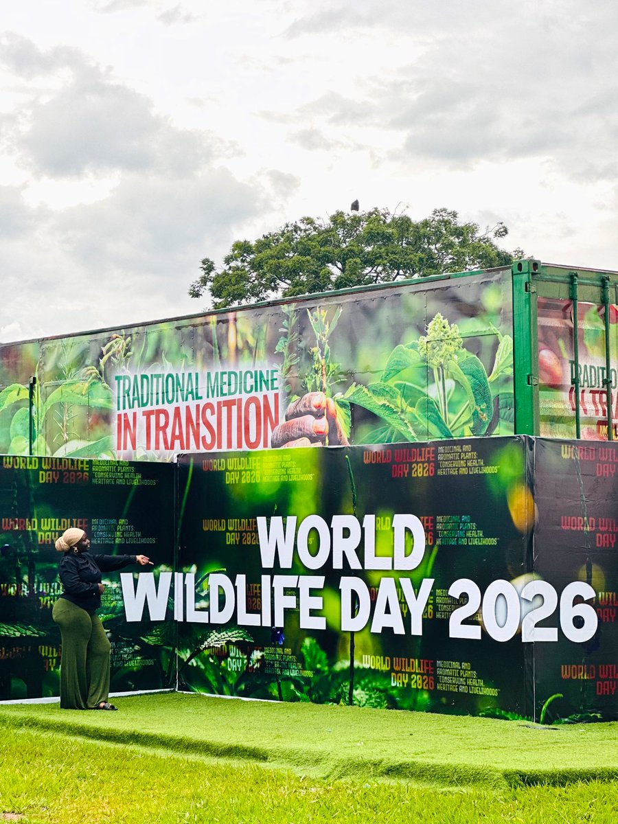 UgandaSafariApp tweet media