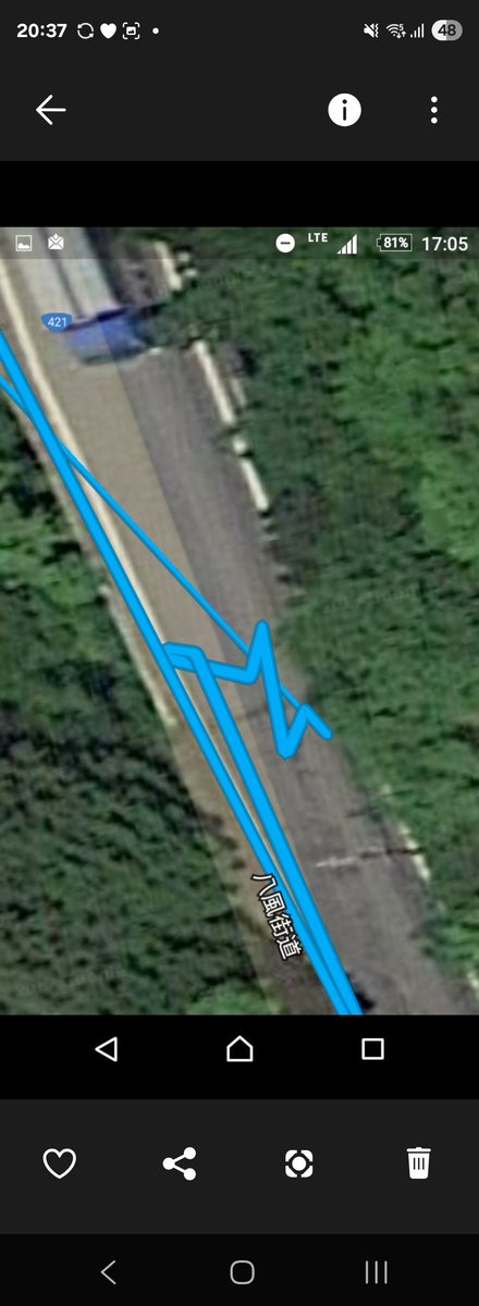 らいふろど tweet media