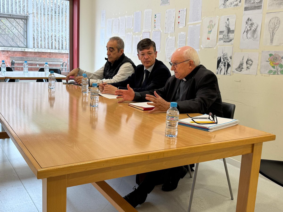 José A Mtnez Páramo tweet media