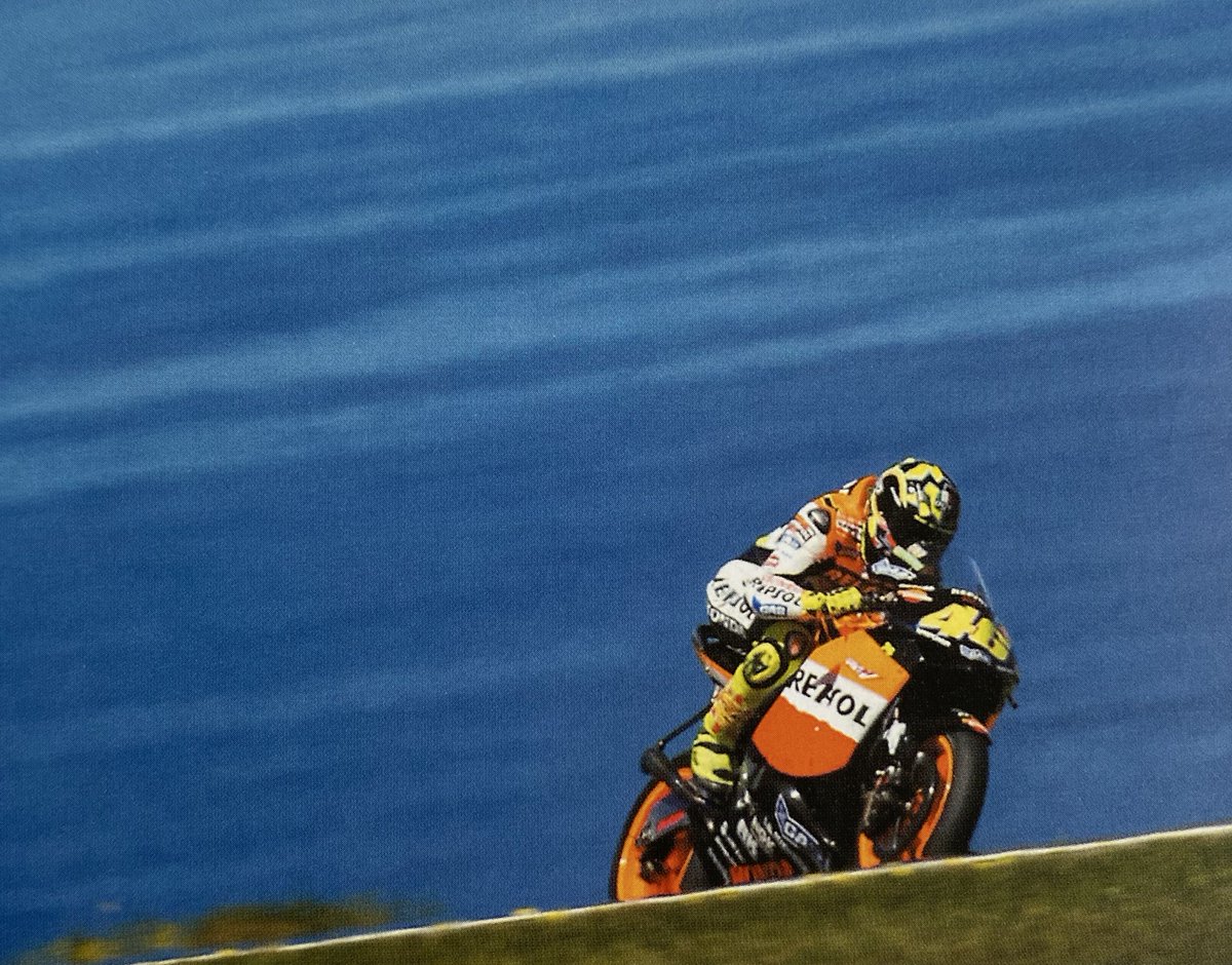 Valentino Rossi 🇮🇹4️⃣6️⃣🏁
#RepsolHonda