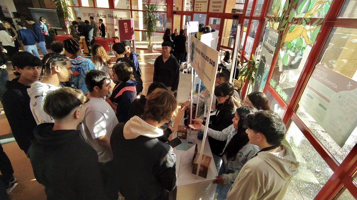 I.E.S. ARCA REAL tweet media