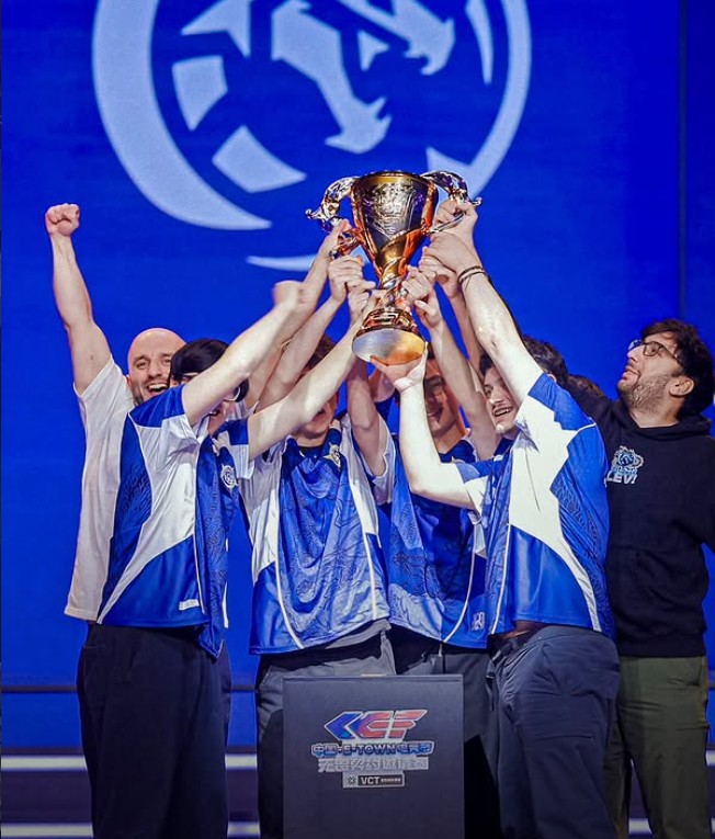 Feliz Cumpleaños! <a href="/jheinlas/">LEV Jhein</a>