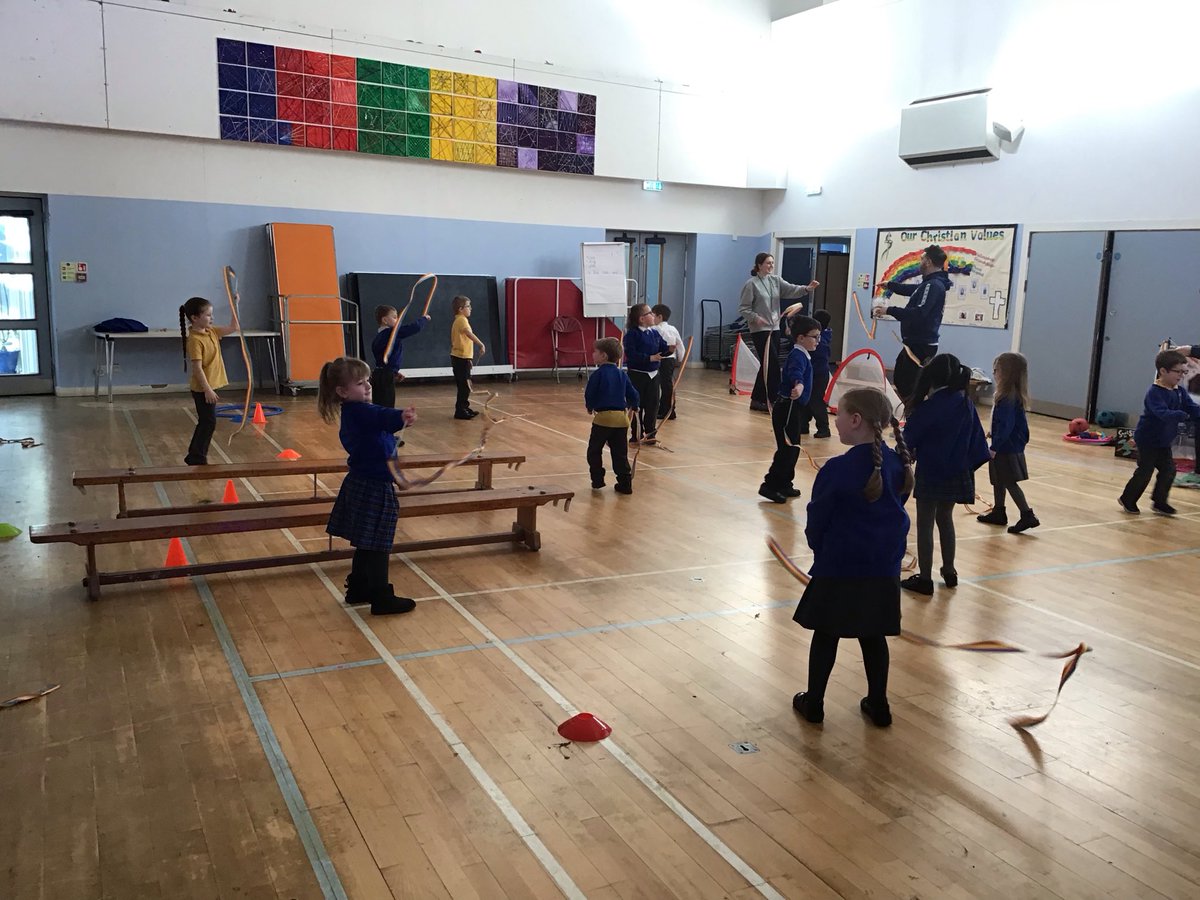 CanonYearOne's tweet photo. We have had the most magical morning in ‘space’ thanks to Rachel and DJ Danny from ‘Clever Ending Stories’. We enjoyed the story ‘Snail in Space’ and all of the wonderful activities that came with it! @CanonSharples @LT_Trust https://t.co/mJWEGwksgt