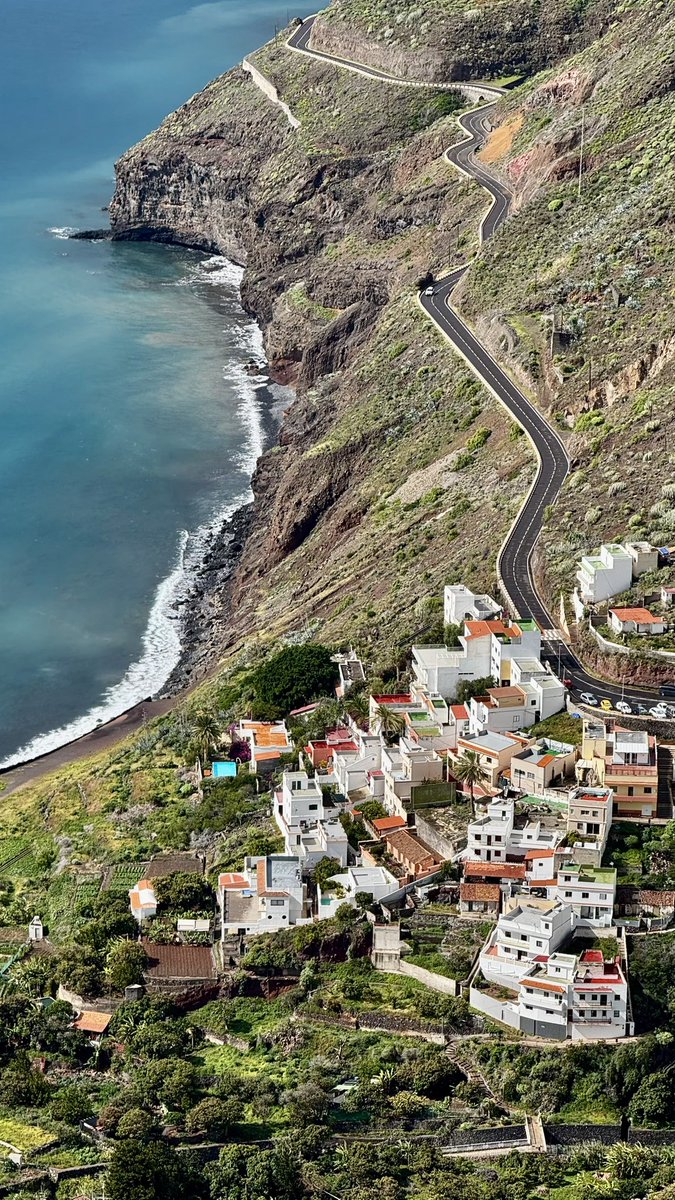 Paní učitelka tweet media