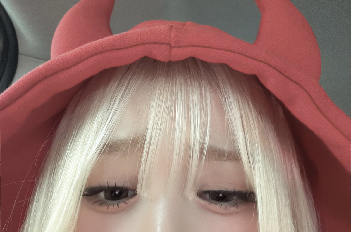 #SAY_MEI

⠀ ∧
/ﾉ＼∧_∧　Ψ
／ﾉ＼( ㆆ.ㆆ)┃
⌒⌒ (∪ つ
←し-Ｊ ┃ ♡??

#메이 #MEI #メイ
#SAYMYNAME #세이마이네임 #SMN #セマネ