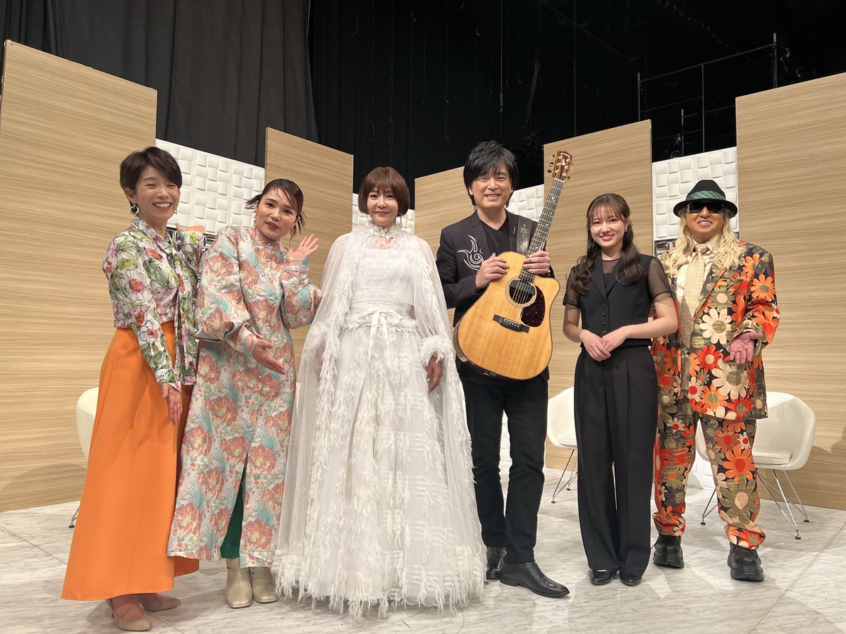 NHK-BS「歌える！青春のベストソング～ザヒットパレード～#15」の番組収録にて。
華原朋美さんが歌う「DEPARTURES」
押尾コータローのギターと文音さんのピアノでコラボレーションしました。
他にも出演者多数！
お楽しみに。

放送予定は3月28日（土）21:00からです。
ぜひ見てくださいね。