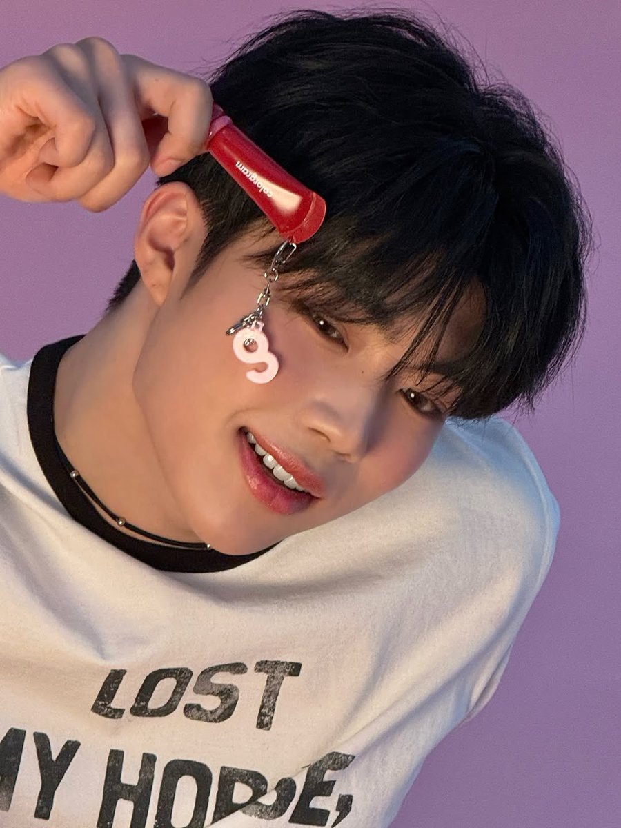 ━━━━*＼colorgram 💄／*━━━━

ZEROBASEONE公式Instagram 🆙🐻‍❄️💖

컬러그램🩷박건욱（写真全13枚）
🔗instagram.com/p/DVaPCwwCUOG/
#PARKGUNWOOK #박건욱 #パクゴヌク 

リンク先で全ての写真をチェック👀✅
投稿にいいね・コメント・保存・シェアで盛り上げていきましょう🥳💞

 #colorgram
