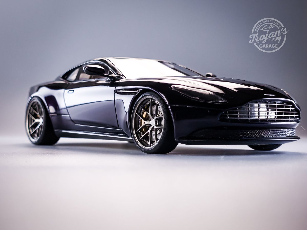 ake56120798's tweet photo. 🚗Aston Martin DB11 Finished Model Showcase
Featuring a deep purple metallic paint and carbon fiber details, the body lines and surfaces are clean and sharp
Feel free to order if you like it
👉https://t.co/Jjkj1KYlGR
#124scale #alphamodel #AstonMartinDB11 #scalemodell https://t.co/MDqrKXFlnt