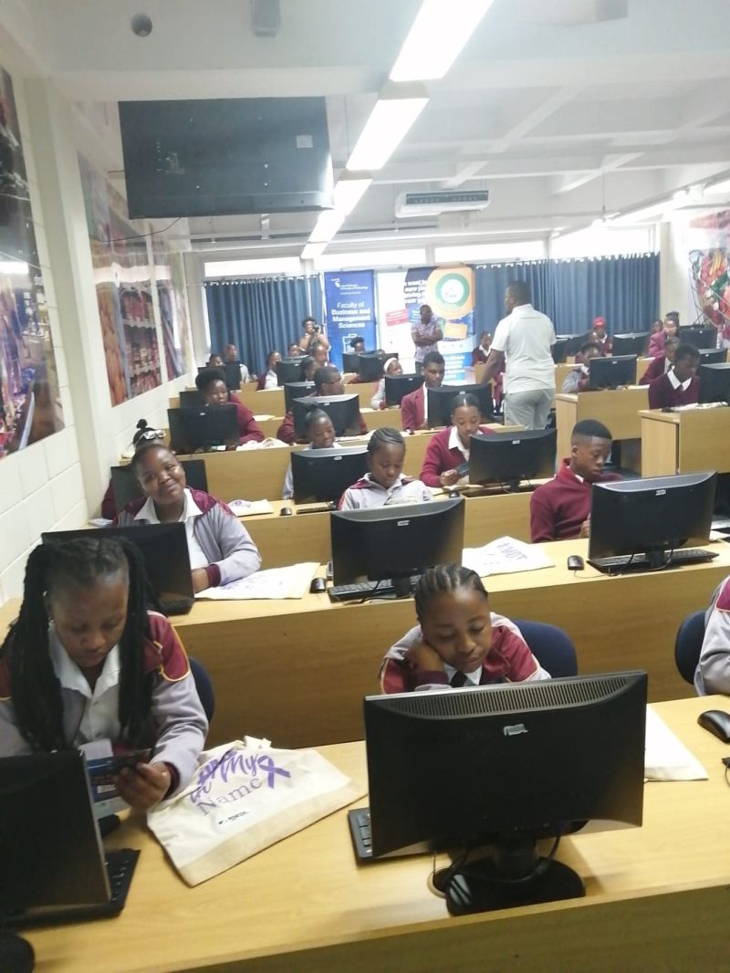 CPUT_FBMS's tweet photo. Our Retail BMD, in partnership with the Wholesale &amp; Retail SETA, recently hosted a 2-day Career Portal Skills Project.

Learners from Siphamandla High &amp; Ntlanganiso High explored career pathways, internships across sectors, and study opportunities.

#CareerDevelopment https://t.co/aIrRVHNBDU