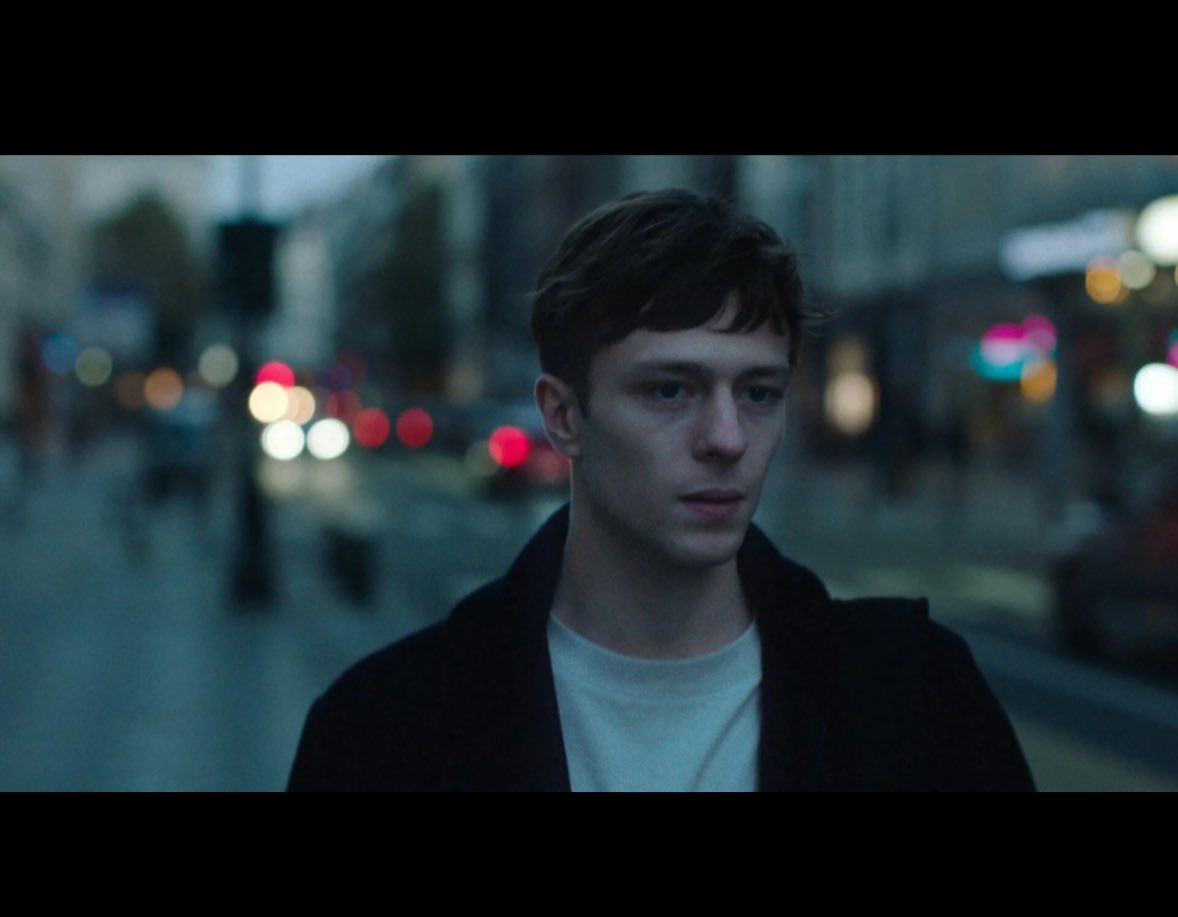 Невероятный tweet media