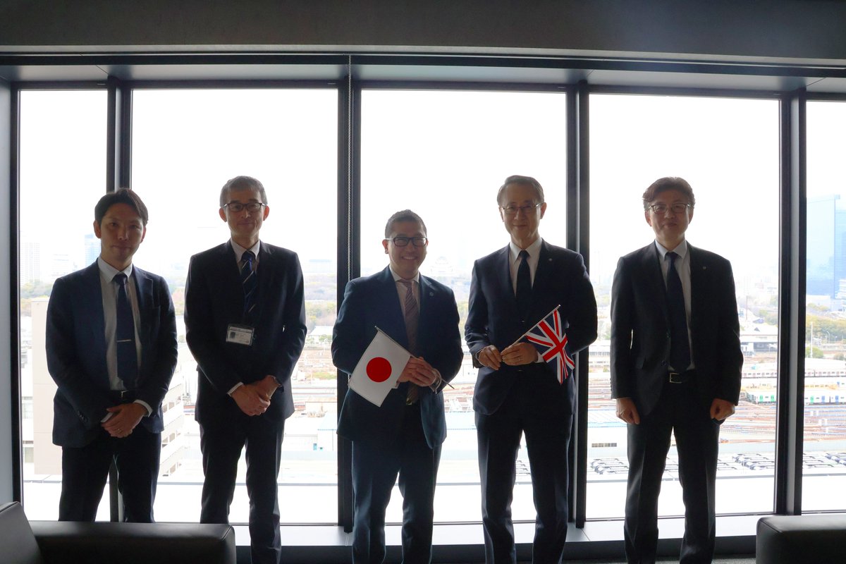 OsakaMetUniv_en's tweet photo. Visit from Manchester Metropolitan University to OMU’s Morinomiya Campus
https://t.co/fG6ahRKBiD https://t.co/wyNr6DeFpF
