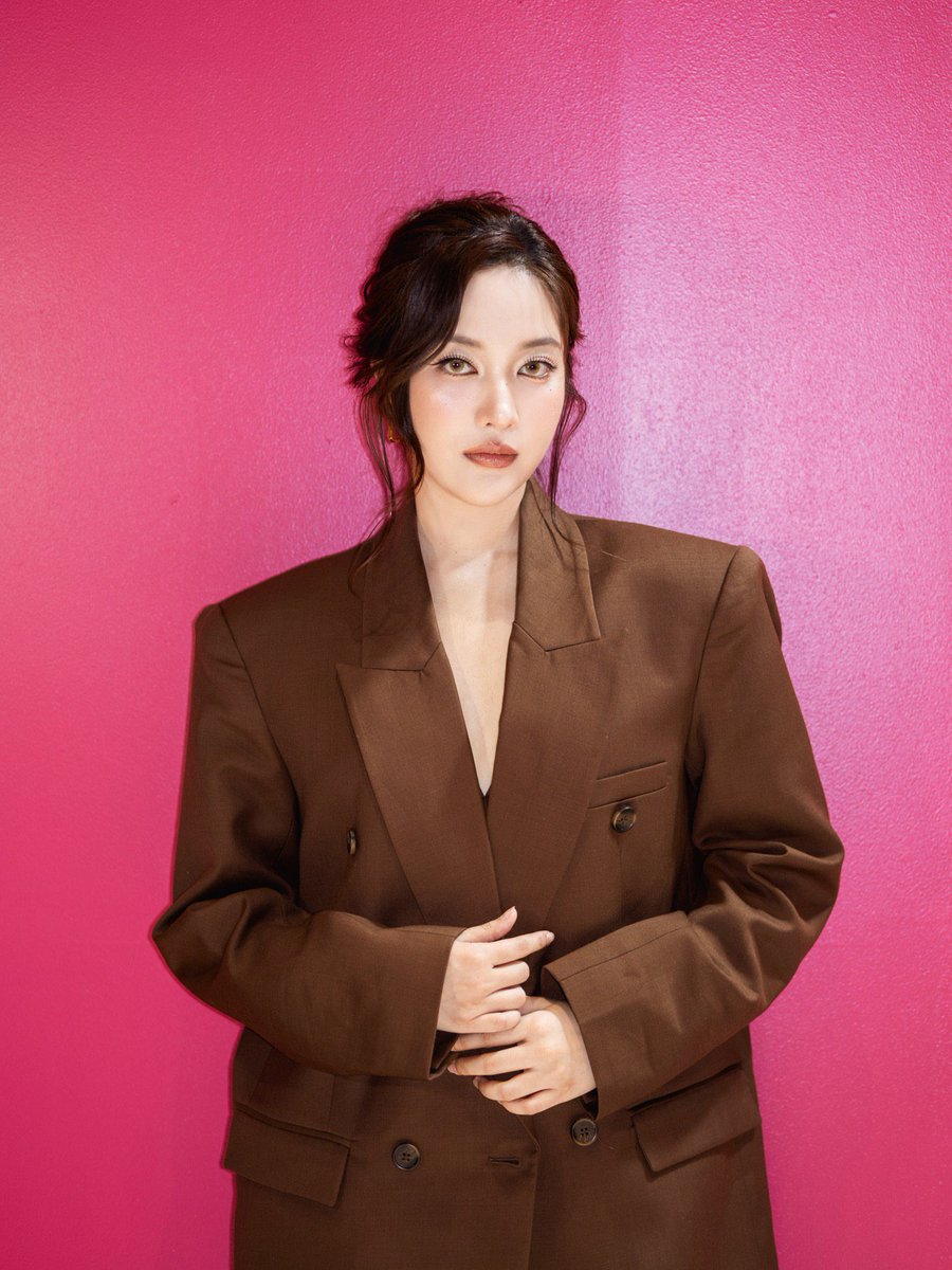 patpat8305's tweet photo. 宝又出名言
“A ‘role’ is what we do, but our ‘identity’ is who we are.
#SHEPOSSIBLE2026XFREEN
#srchafreen #SHEPOSSIBLE
#CentralDepartmentStore https://t.co/uK6ajsxLax