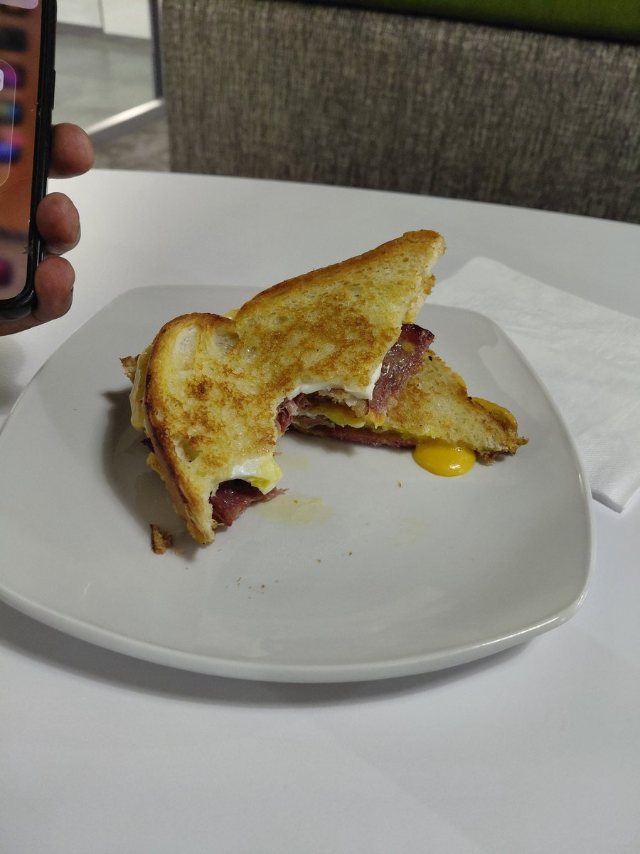 Breakfast ya madafakha e so 😎