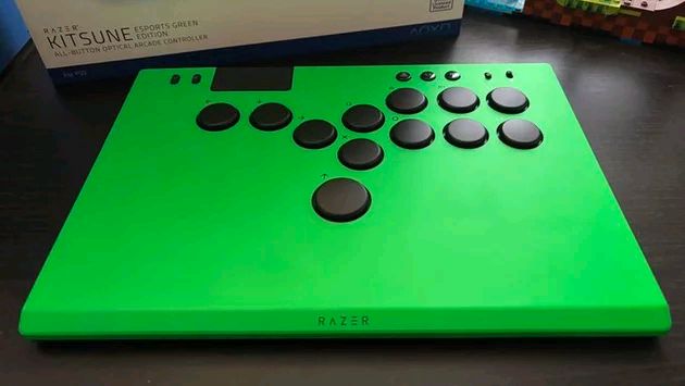 Razer Kitsune Review: Featherweight Fighting Power

Searching for a premium leverless controller that delivers speed, precision, and portability? 

DETAILS: semasocial.com/blog/razer-kit…