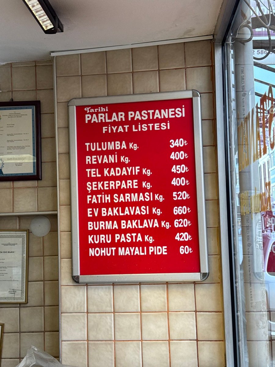 Yemek Terörü tweet media