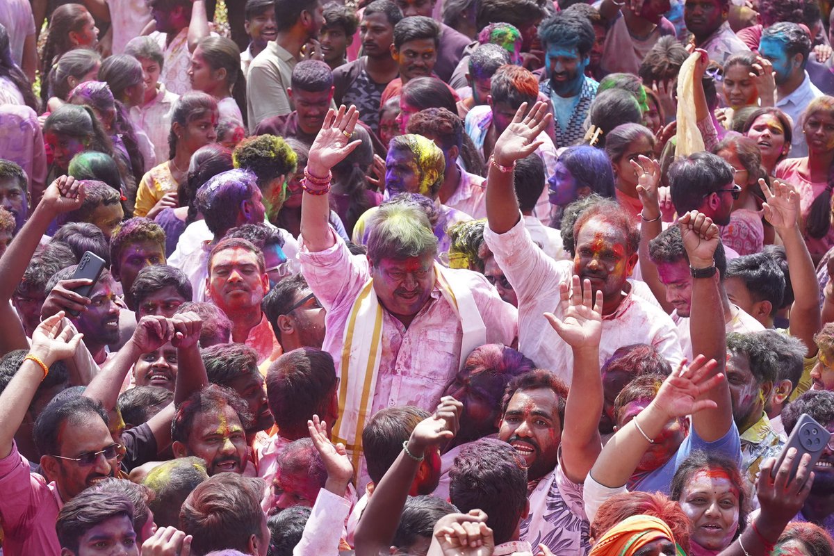 NRR_Office's tweet photo. Shri @N_RamchanderRao stands apart as a leader who walks straight into the hearts of the GenZ crowd and celebrates with them.

He connects with young people not through rhetoric, but through presence, warmth, and genuine engagement. That is precisely why the youth resonate with him so strongly.

The overwhelming gathering at the Holi celebrations was a testament to this unique bond. It was not just a festival of colors, but a vibrant reflection of the trust, affection, and admiration that the young generation holds for Shri N. Ramchander Rao.