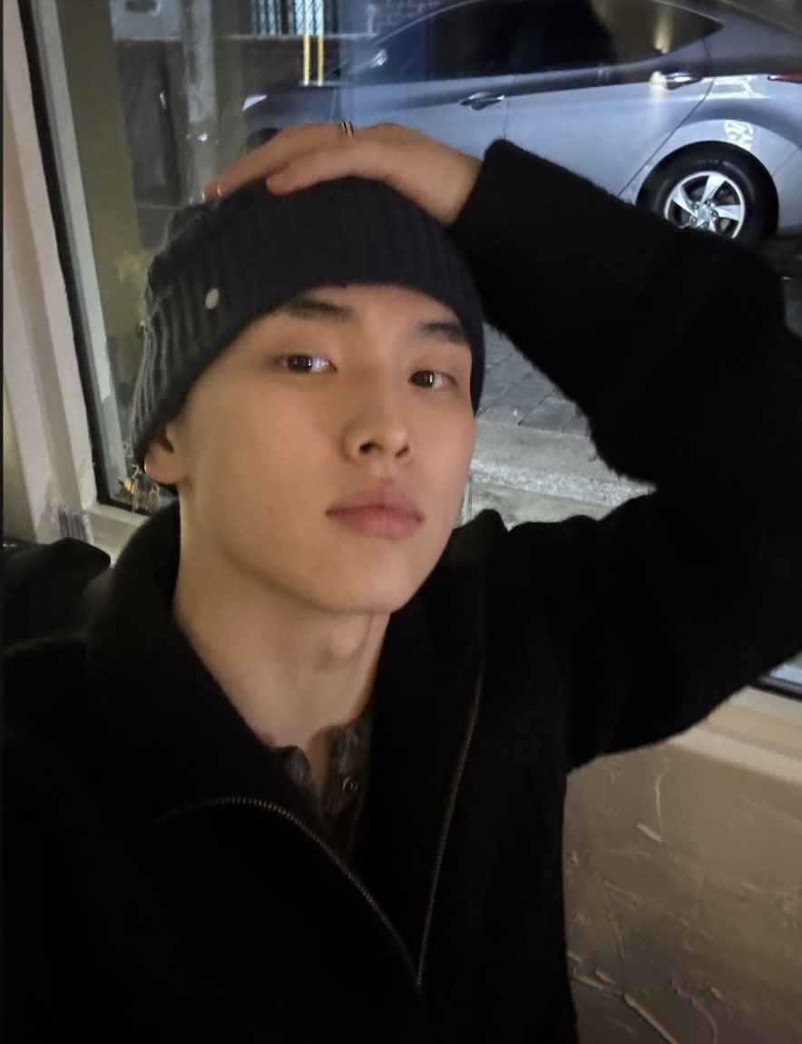 March 3rd 2026: Lee Seunghwan (ONLEE) has enlisted and will go through mandatory training before joining the military band. #ONLEE #이승환