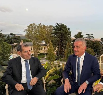 Galatasaray’ın ‘’Bize düşman, bizi Şampiyon yapmamak için elinden geleni yapıyor.’’ dediği TFF ile ilişkisi.

Bu resimden sonra bu Lig bitmiştir.