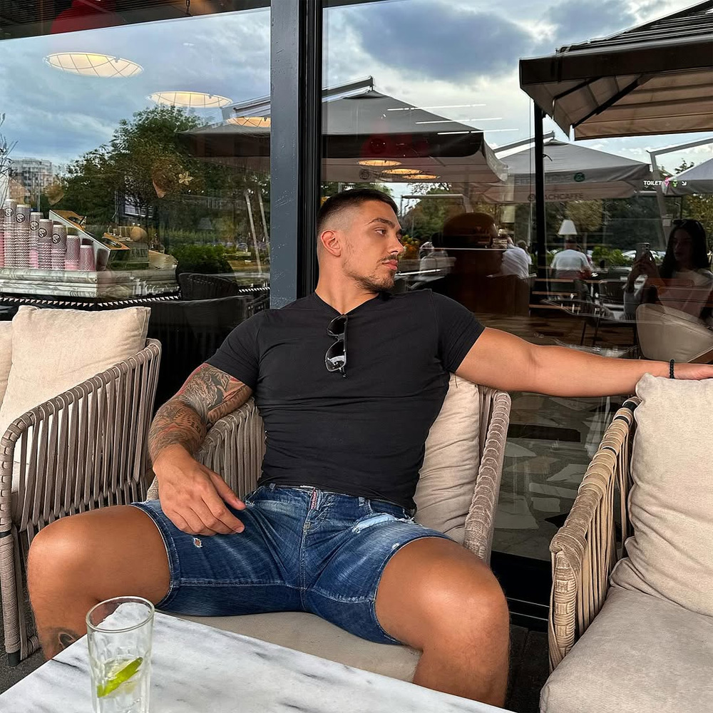 Serbian Muscle tweet media